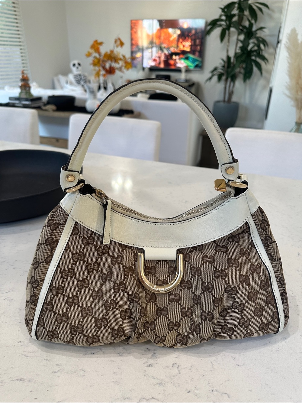 Vintage Gucci shoulder bag